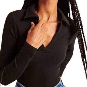 NWOT Abercrombie & Fitch Black Soft Rib Collar V-Neck Bodysuit - Small